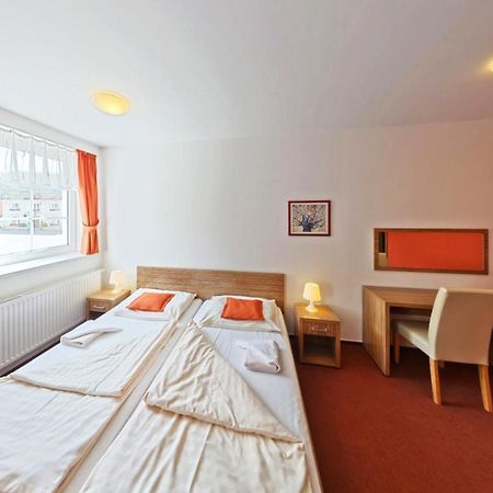 Wellness Hotel Hukvaldy Polopenze A Wellness V Cene Příbor 외부 사진